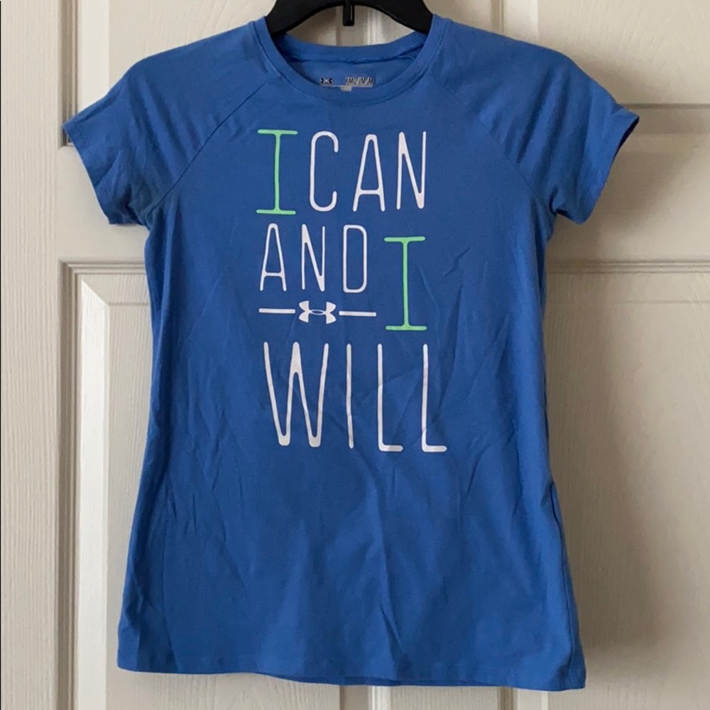 All blue t shirt.